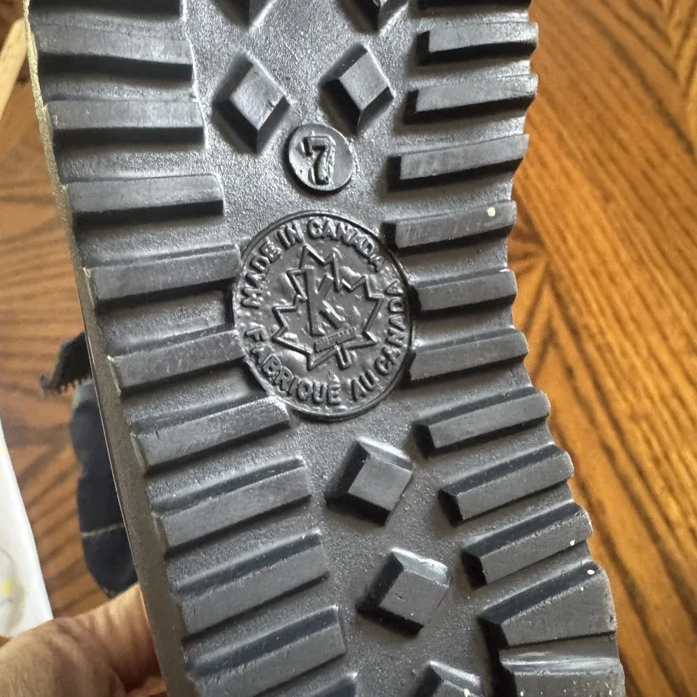 Sorel Snow Boots Unisex Kids Size 7 Blue Waterproof Wool Lined All Weather